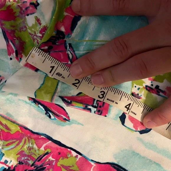 Crown & Ivy Watercolor Waterscape Scalloped Shorts Womens Size 8 Blue Coastal - Picture 9 of 9